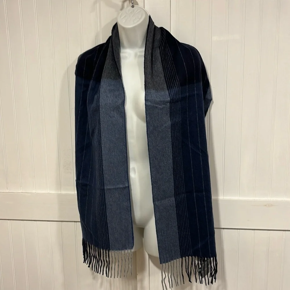 Saks Off Center Chalk cashmere fringe, scarf, navy
